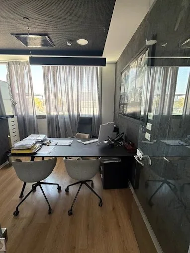 חדר עבודה של עורך דין לשון הרע בראשון לציון